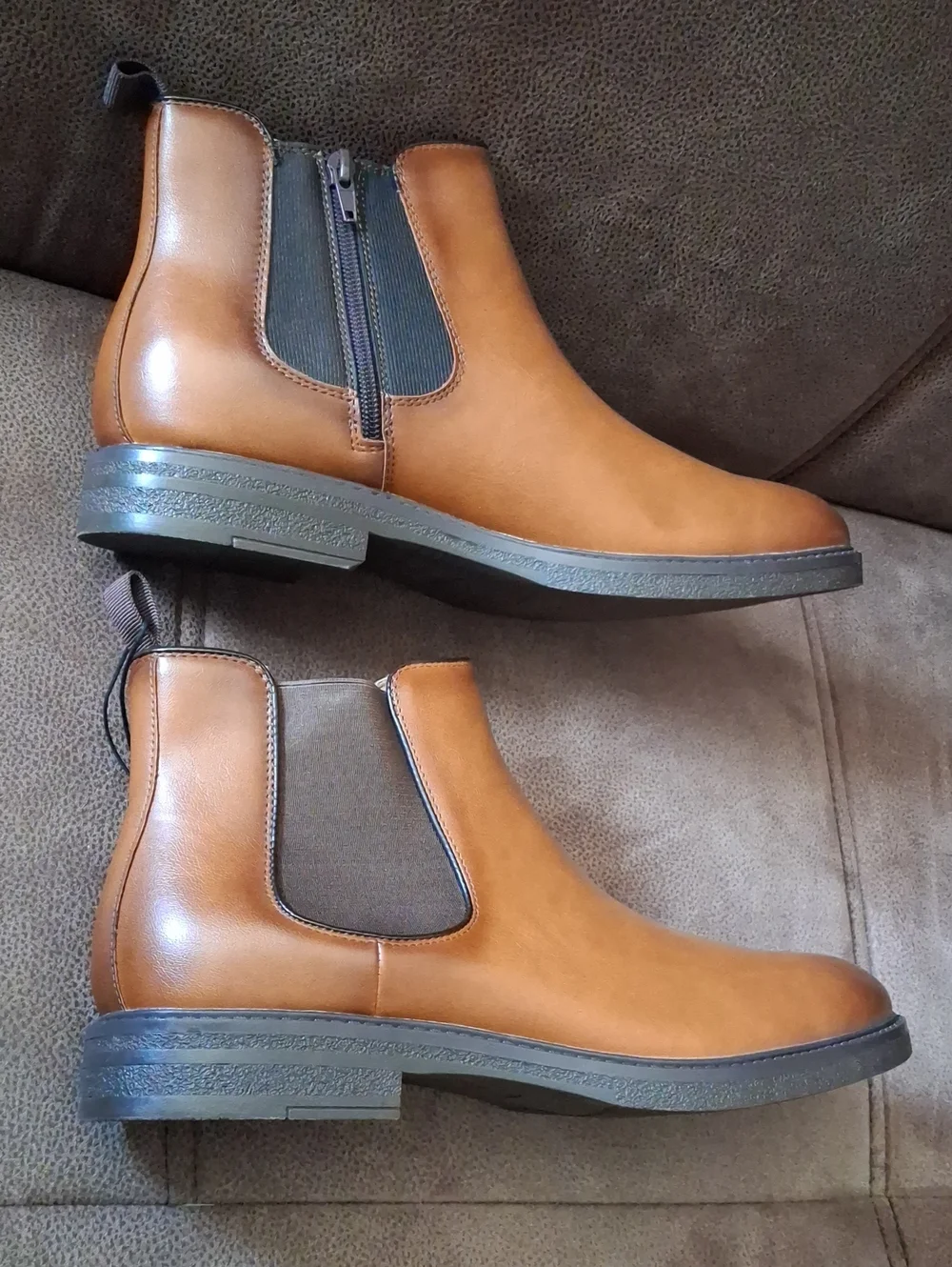 Madden NYC Men's Ettan Chelsea Zip Ankle Boots - Cognac Size 11